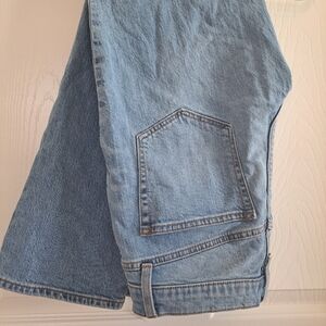 J Crew Midrise Crop Size 24 jeans